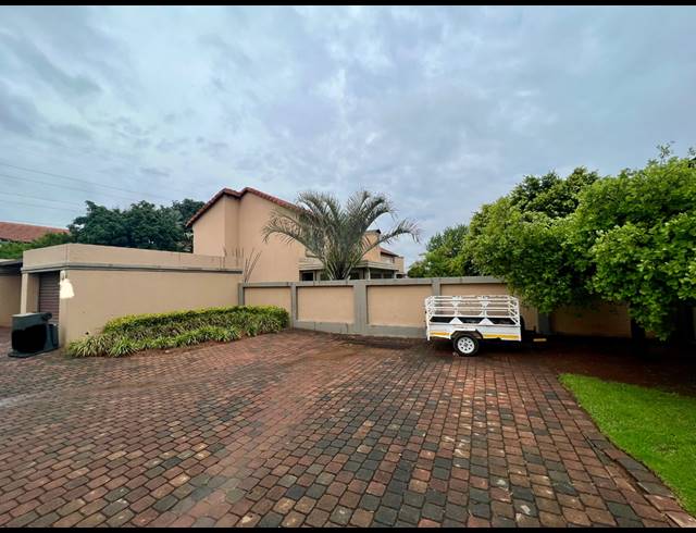 2 BEDROOM TOWNHOUSE SOLD IN ANNLIN